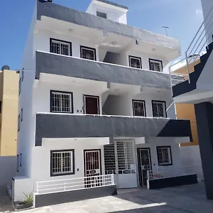 Residencial Estrellita Apartment